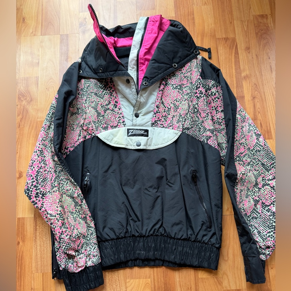 Zubaz Men's Black and Pink Ski Jacket